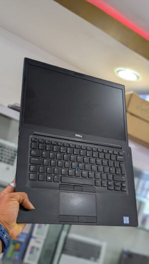 1000320220 Dell Latitude 7480 6th Gen Intel Core i5 @ 2.20GHz | 8GB RAM | 256GB SSD | Backlit Keyboard | Face ID | 14" FHD Display | Windows 11 | USB, HDMI, Type-C, LAN